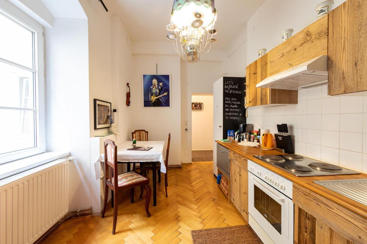 Ba//Rock-Appartement Graz Buitenkant foto